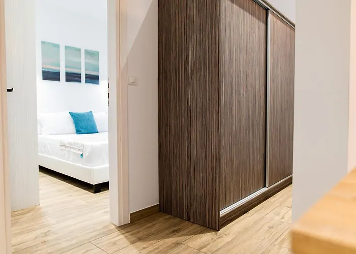 Pebble Garden Apartment