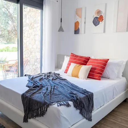 Pebble Garden شقة