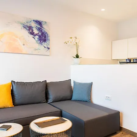 Lägenhet Pebble Garden