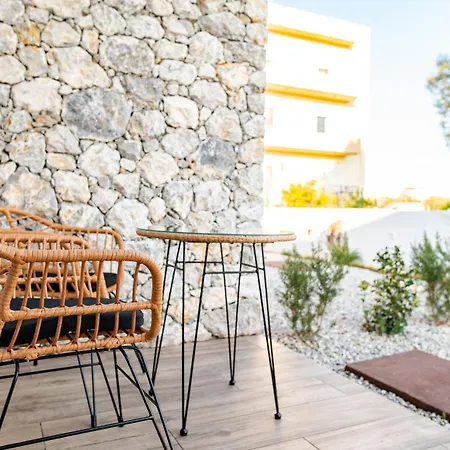 Διαμέρισμα Pebble Garden