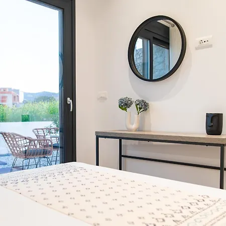 Διαμέρισμα Pebble Garden